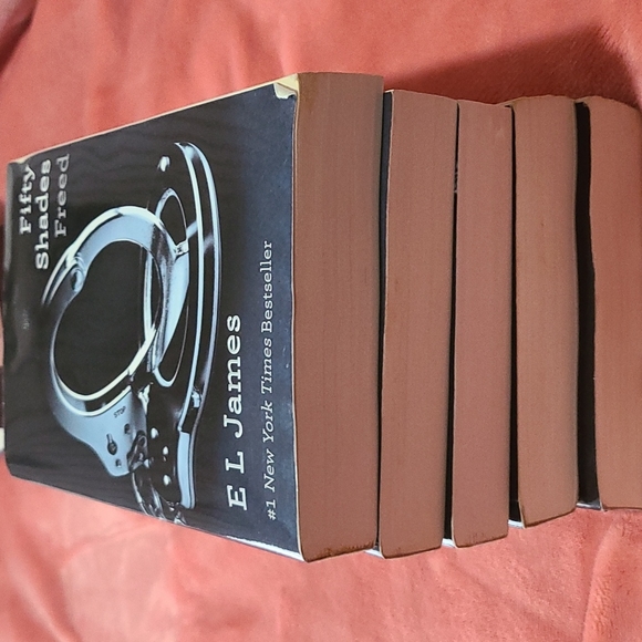 Fifty Shades Of Grey Book Series - Picture 2 of 16